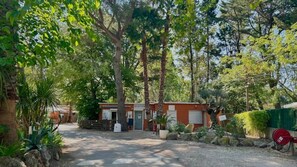 Exterior - Camping 2 étoiles - Piscine  - ccb0feb (Villeneuve-lès-Maguelone)