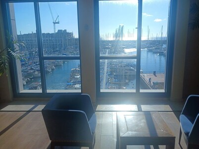 Marina towers suite hotel
