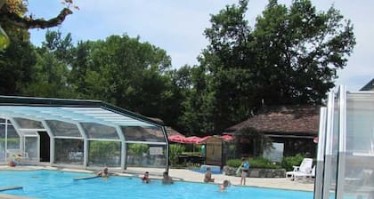 Camping 3 étoiles - Piscine - ccafbid