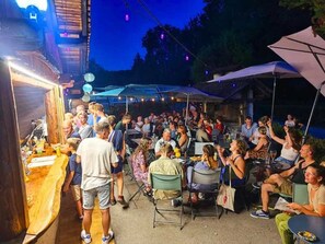 Outdoor dining - Camping 3 étoiles - Piscine  - ccafbid (Messery)