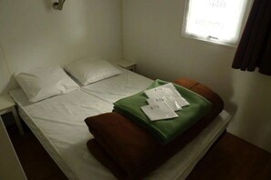 2 室のベッドルーム、WiFi