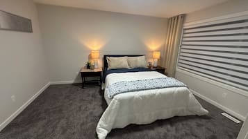 3 makuuhuonetta, silitysrauta/-lauta, ilmainen Wi-Fi, vuodevaatteet