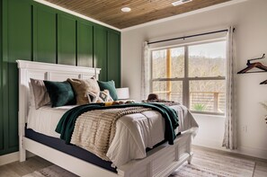 3 habitaciones, tabla de planchar con plancha, cuna de viaje y wifi