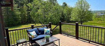 Amazing Lake View~Wood Stove~Deck~Outdoor Shower