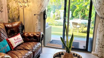 TV connectée, livres, chaßne hi-fi