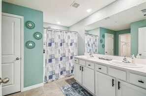 Towels, soap, toilet paper