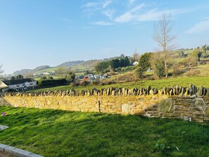 Property grounds - Christina’s Cottage Downpatrick (Raholp)