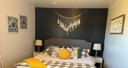 The Ostrich House! Cozy, comfortable and private.