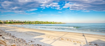 Just Beachy Charming Studio!