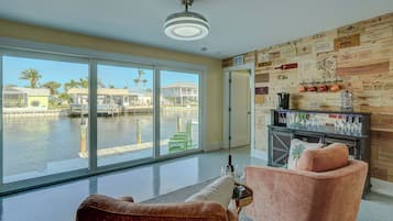 Smart TV, fireplace, video games, books