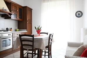 Interior - S347 – Sirolo, delightful two-room apartment with balcony (Sirolo)