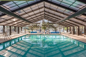 Piscina coperta, una piscina riscaldata