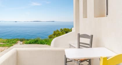 Apartment 'Gefyra' with Sea View, Wi-Fi and Air Conditioning