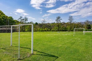 Sportplatz