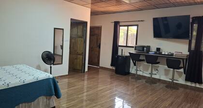 PLEASANT HOSTAL PANAMA