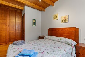 2 Schlafzimmer, Bügeleisen/Bügelbrett, kostenloses WLAN, Bettwäsche