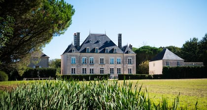 Chambre d'hÎtes 'Chambre Familiale' avec jardin partagé et Wi-Fi