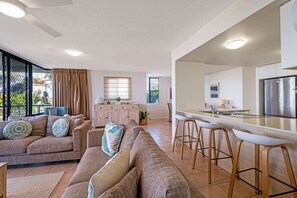 تلفزيون ذكي، كُتُب