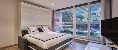 1 bedroom, iron/ironing board, free WiFi