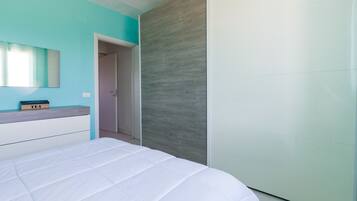 1 Schlafzimmer, Bügeleisen/Bügelbrett, Bettwäsche