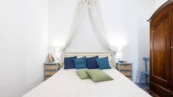 1 chambre, fer et planche Ă repasser, Wi-Fi gratuit, draps fournis