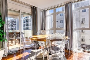 Dining - Apartment 'Altea Beach' with Sea View, Wi-Fi and Air Conditioning (Altea)