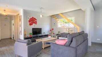 TV, DVD player, stereo