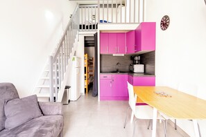 Interior - Holiday Home - 'Domaine' with Shared Pool and Private Garden (Pornic)