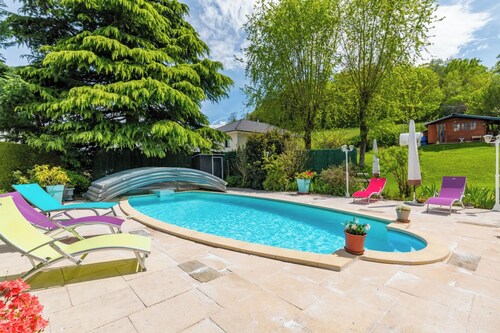 Gästehaus 'Chambres D'hotes Près Lac Annecy 2' mit Gemeinschaftspool und Gemeinschaftsgarten