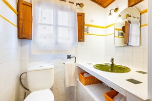 تجهيزات دش، مجففات شعر، مناشف