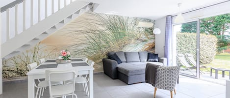 Televisie en een tafeltennistafel