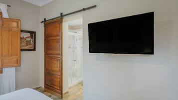 4 dormitorios, tabla de planchar con plancha, wifi gratis y ropa de cama