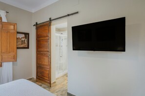 4 habitaciones, tabla de planchar con plancha y wifi gratis 