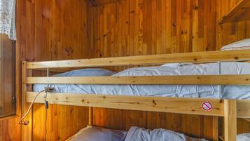 2 chambres, Wi-Fi gratuit, draps fournis