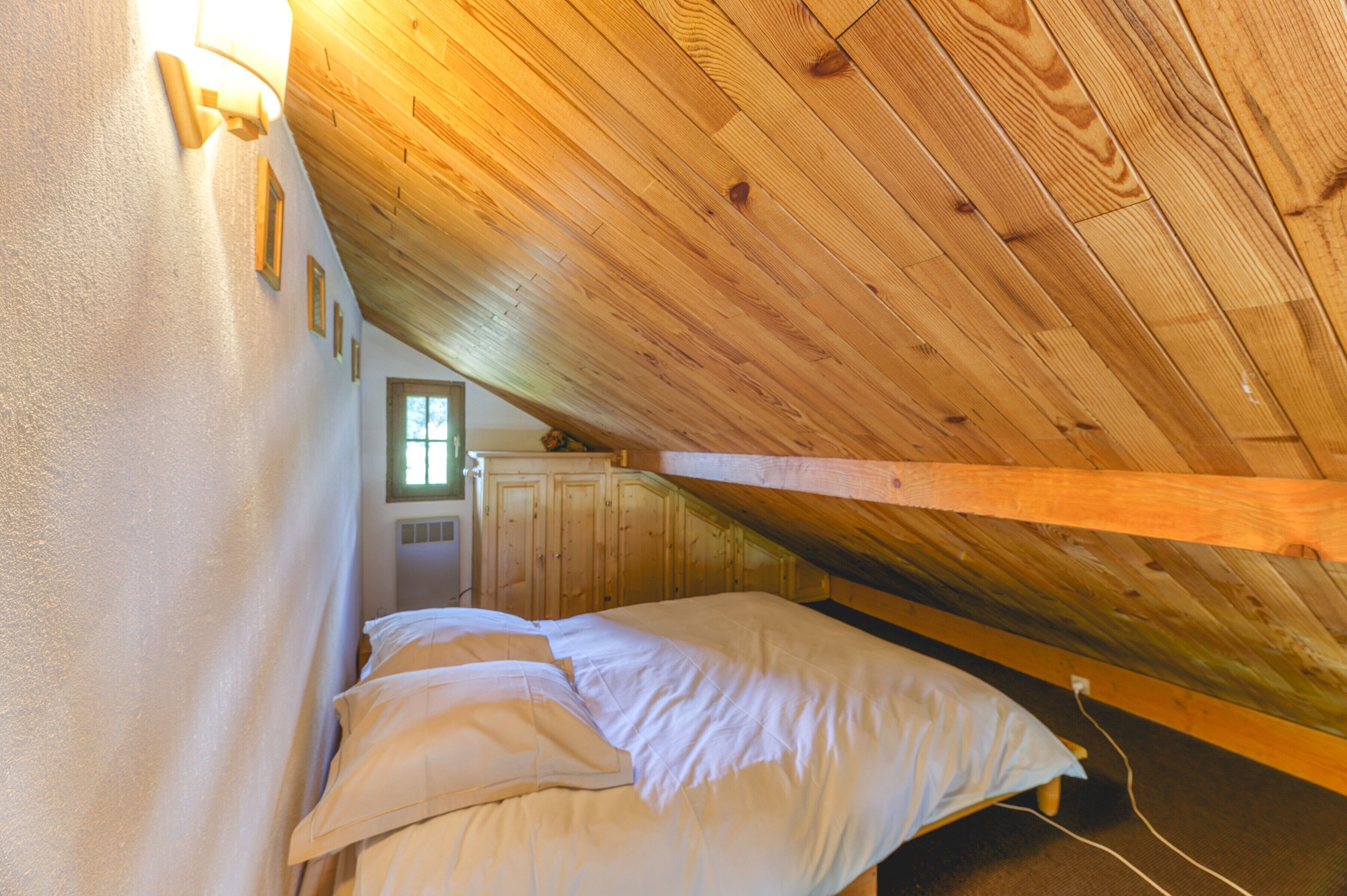 2 soveværelser, sengetøj