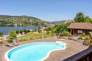 Pool - Apartment 'Gîte Du Lac À Gérardmer' with Lake View, Wi-Fi and Air Conditioning (Gérardmer)