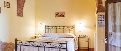 1 soverom, wi-fi (inkludert) og sengetøy