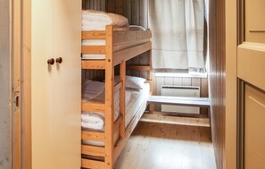2 bedrooms, free WiFi
