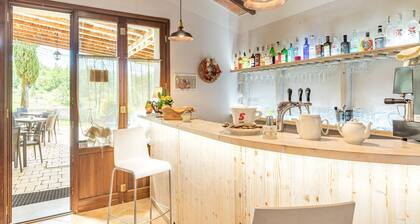 'Papavero' Room with Mountain View, Shared Pool and Wi-Fi