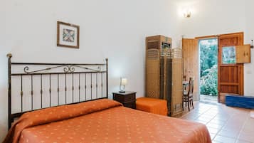 1 Schlafzimmer, BĂŒgeleisen/BĂŒgelbrett, kostenloses WLAN, BettwĂ€sche