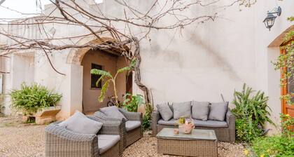 Ferienwohnung 'Geranio' mit Gemeinschaftsgarten, Wi-Fi und Klimaanlage