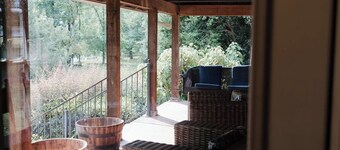 Gorgeous 6 bedroom home with game room, POOL, FISHING POND & PICKLE BALL court