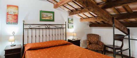 1 quarto, ferros/tábuas de passar roupa, Wi-Fi de cortesia