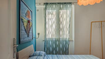 2 chambres, fer et planche Ă repasser, Wi-Fi gratuit, draps fournis