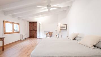 5 camere, ferro/asse da stiro, Wi-Fi gratuito, lenzuola