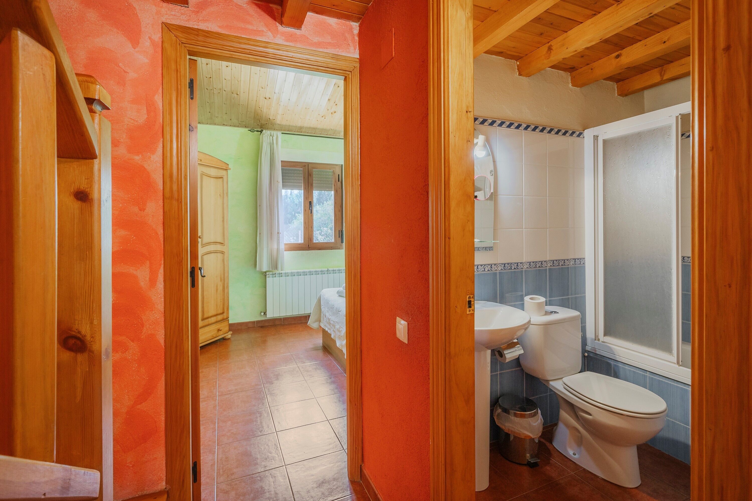 Dutxa, assecador de cabells i tovalloles 