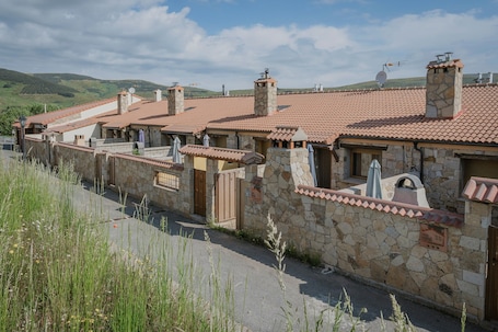 Exterior. Rural House 'La Vega De Gredos' with Mountain Views, Private Terrace and Wi-Fi