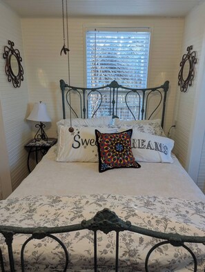 1 makuuhuone, silitysrauta/-lauta, Wi-Fi, vuodevaatteet