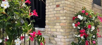 Berklee Suites of Stratford- Private 1 Bedroom Apartment