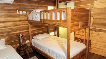 Comfort Triple Room | Egyptian cotton sheets, premium bedding, free WiFi, bed sheets
